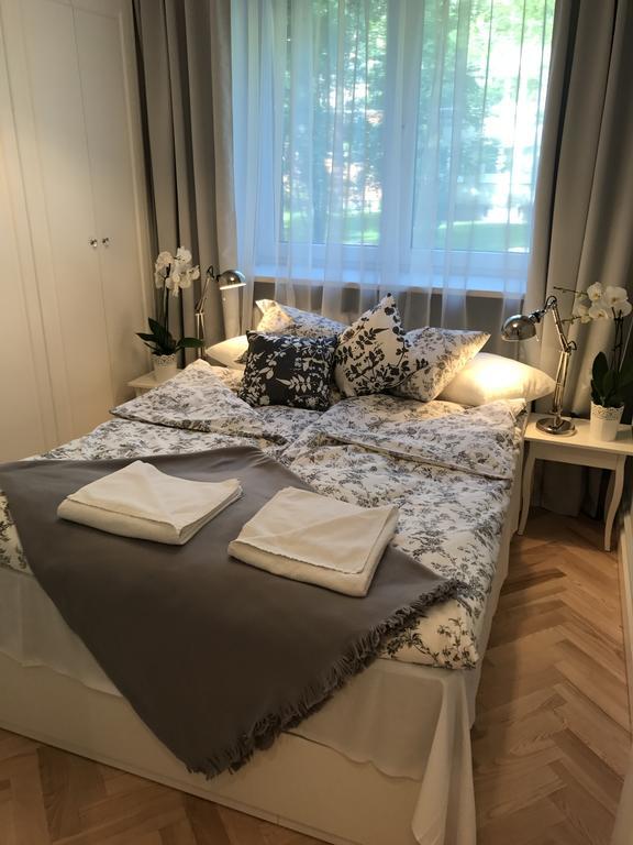 Apartament Karmelicka 11 Lägenhet Warszawa Exteriör bild